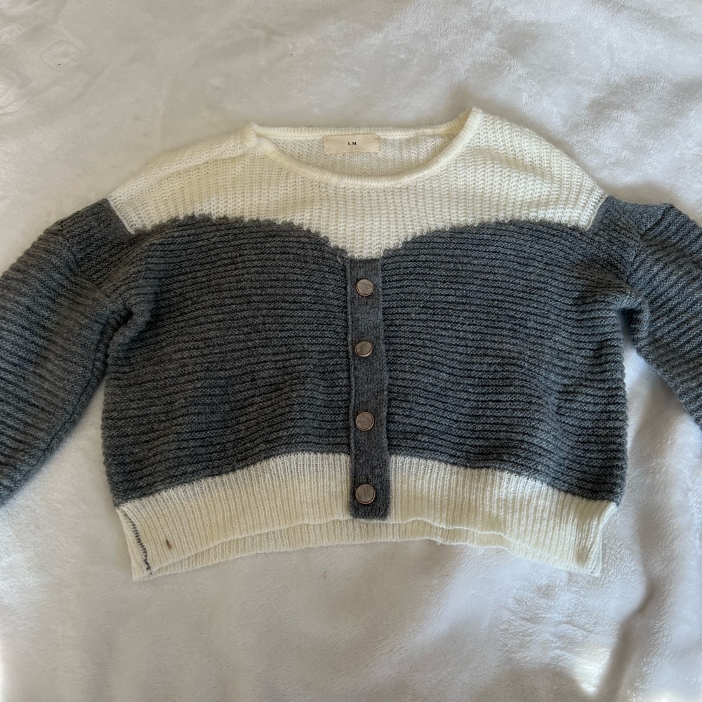 Brand new cropped grey and white sweater with shoulder holes